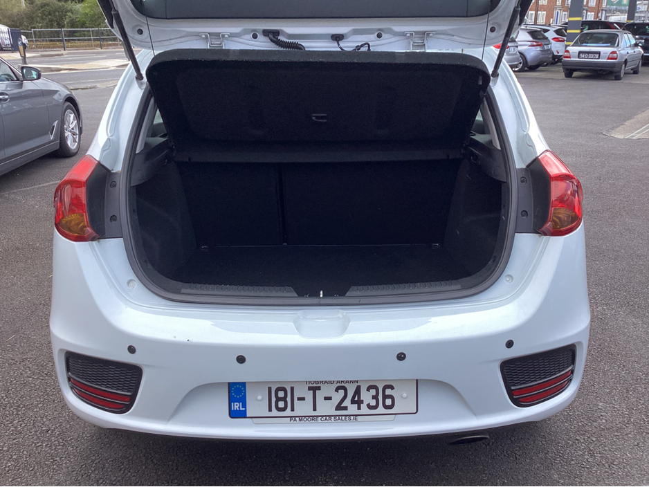 2018 Kia Ceed - image 15