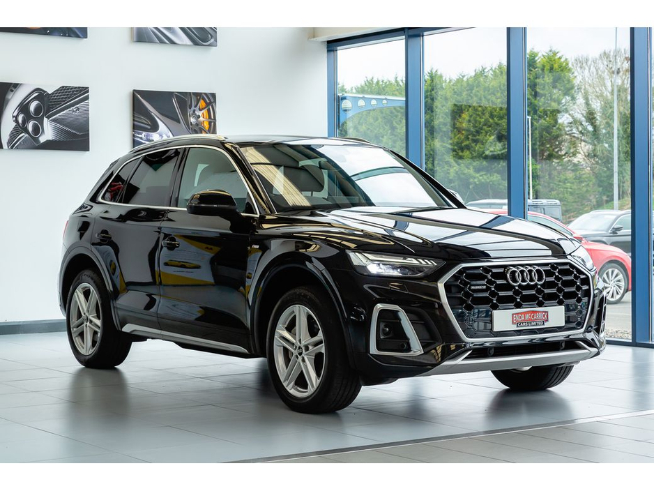 2022 Audi Q5 - image 2
