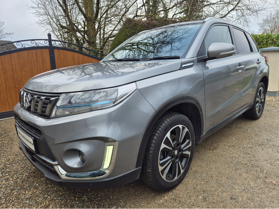 2022 Suzuki Vitara - image 4