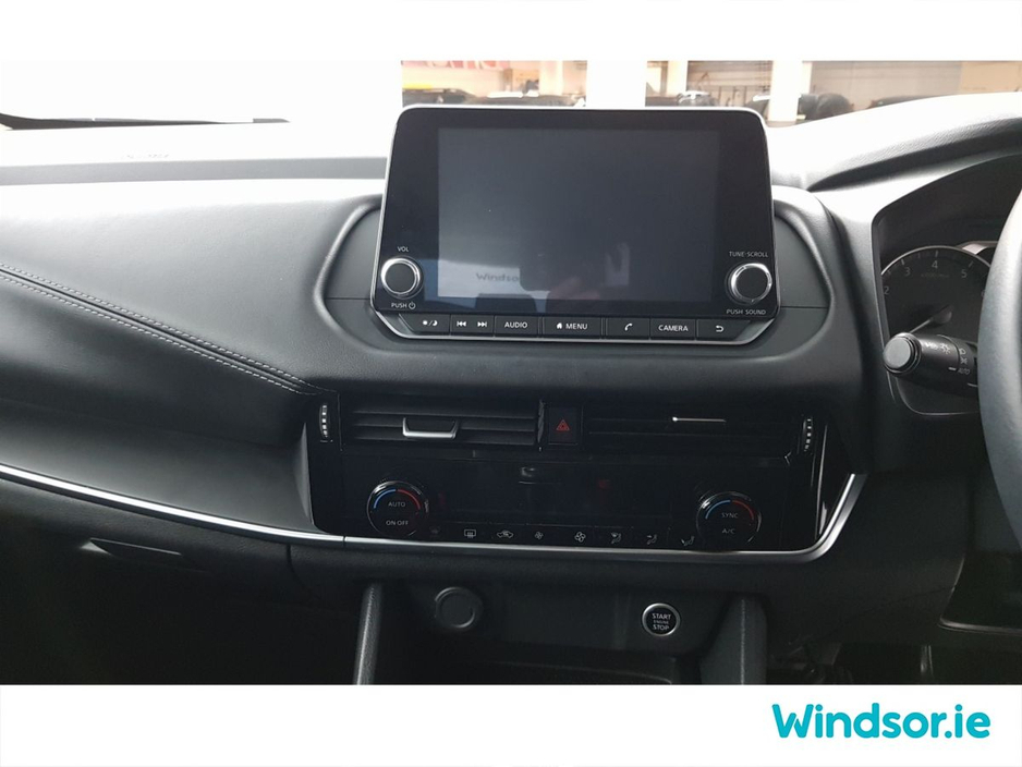 2023 Nissan Qashqai 1.3 PET MILD HYBRID SV €27,495