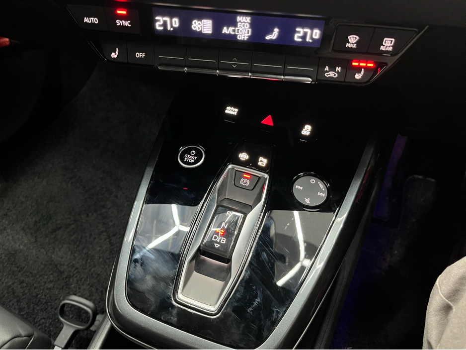 2023 Audi Q4 e-tron €35950 2023 AUDI Q4 E-TRON SPORTBACK 40 SLINE ELECTRIC AUTOMATIC / CRUISE CONTROL / 360° PARKING CAMERA / ELECTRIC MEMORY HEATED REAR & FRONT SEATS / PADDLE SHIFTERS / APPLE CARPLAY / AMBIENT LIGHTS €35,950