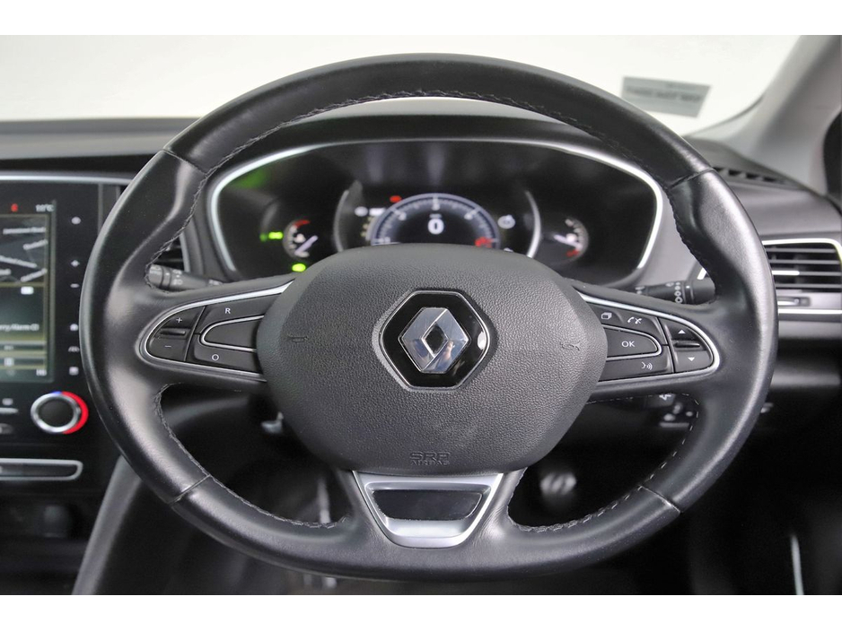 2017 Renault Megane - image 17