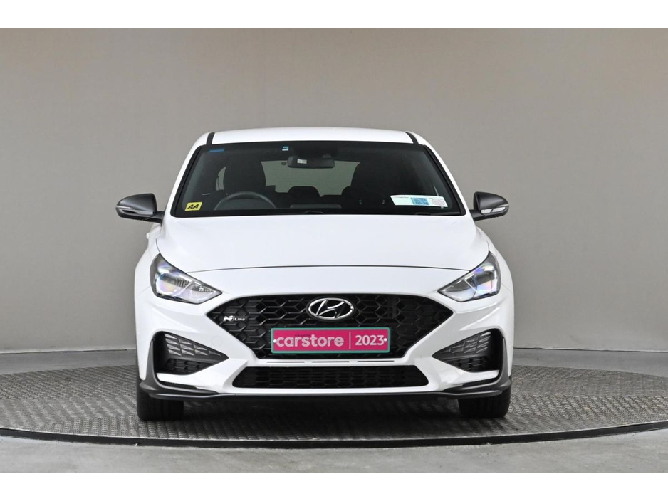 2023 Hyundai i30 - image 2