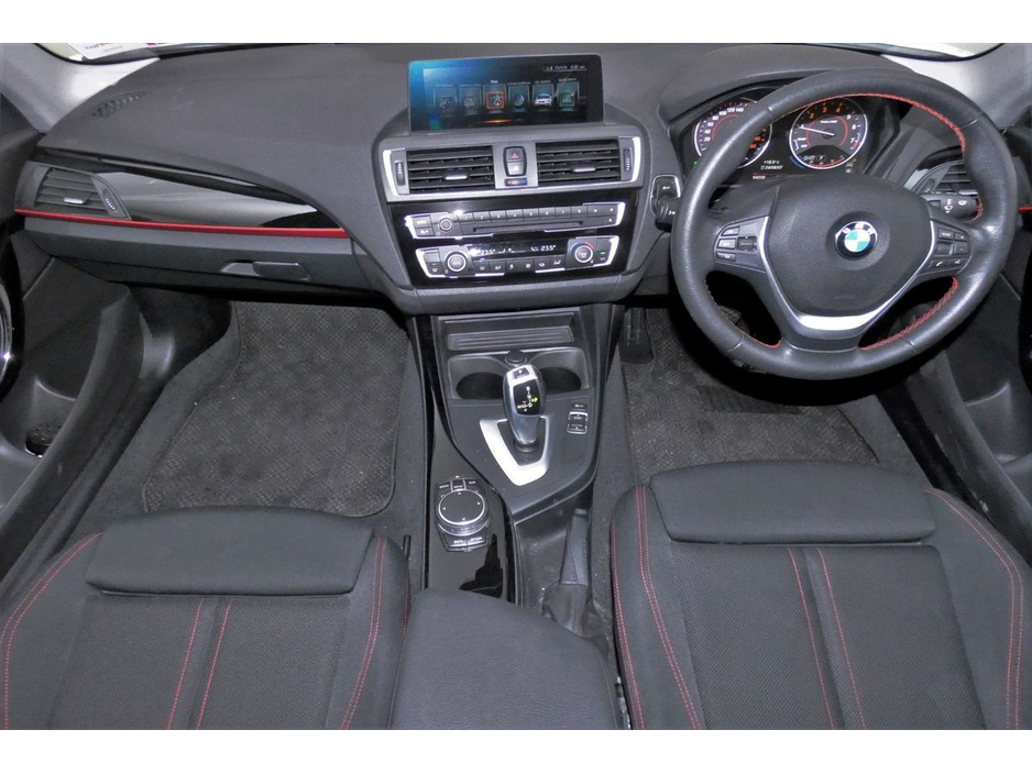 2017 BMW 1 Series - image 14
