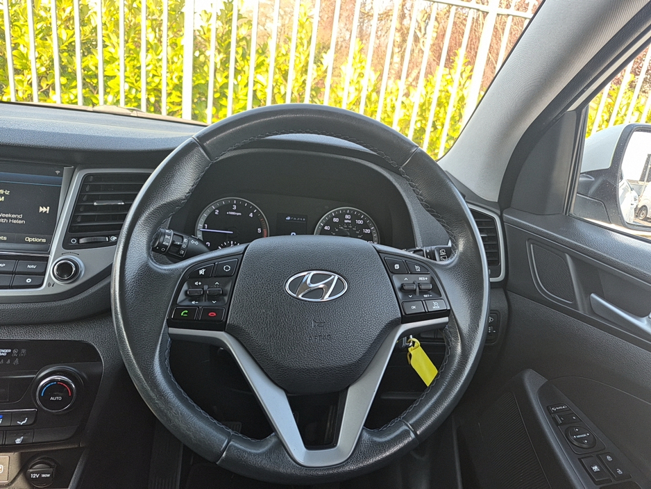 2017 Hyundai Tucson - image 17