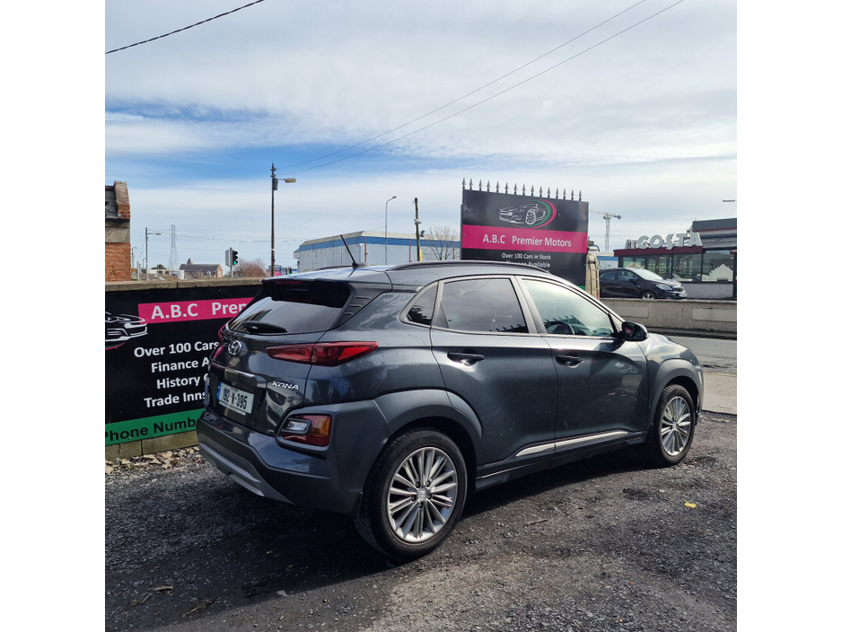 2019 Hyundai Kona - image 2