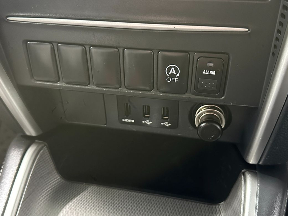 2020 Mitsubishi L200 2.3 Warrior Automatic €24,500