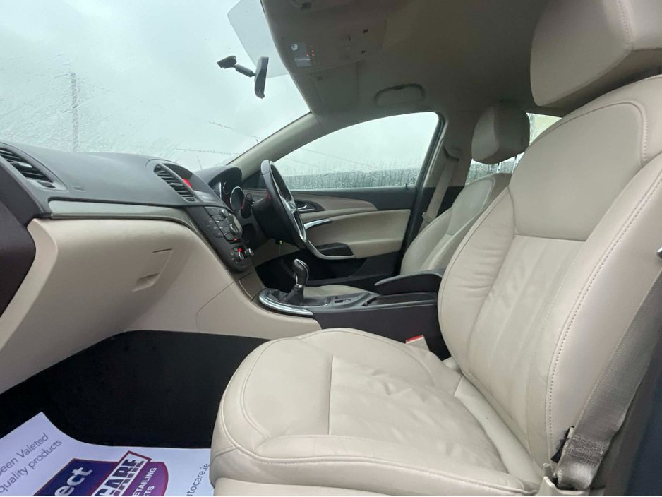 2011 Vauxhall Insignia 1.8 VVT-I EXCLUSIVE 138BHP LOW KM €3,450