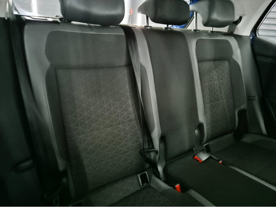 2020 Volkswagen T-Cross - image 17