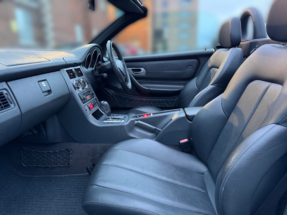 2003 Mercedes-Benz SLK Class - image 14