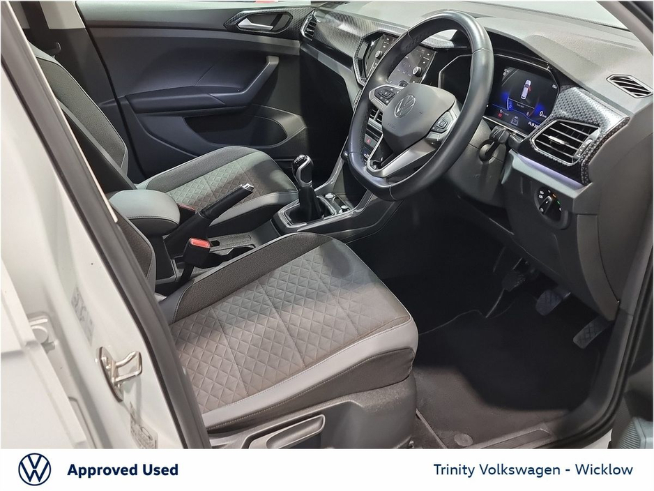 2023 Volkswagen T-Cross * R-Line 1.0 TSI 110HP * STUNNING CAR * HUGE SPEC * TRINITY VOLKSWAGEN * €26,950