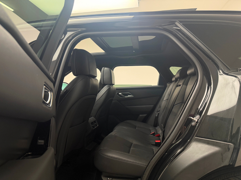 2024 Land Rover Range Rover Velar HSE P400E *PAN ROOF* €65,990