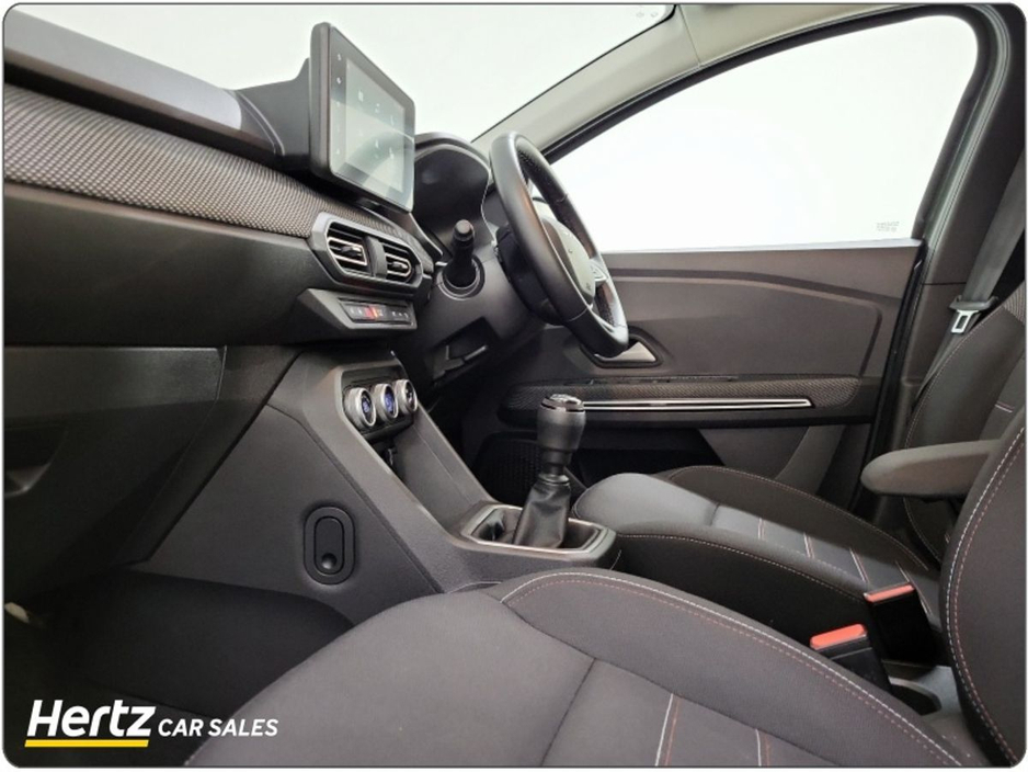 2023 Dacia Jogger - image 4