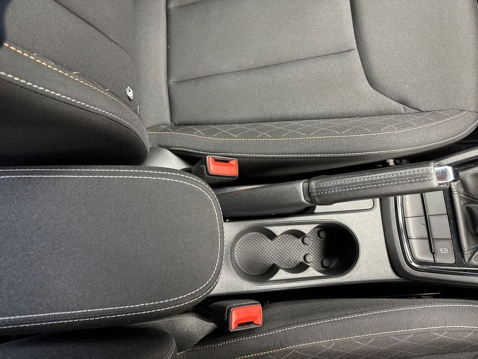 2021 Skoda Kamiq - image 15