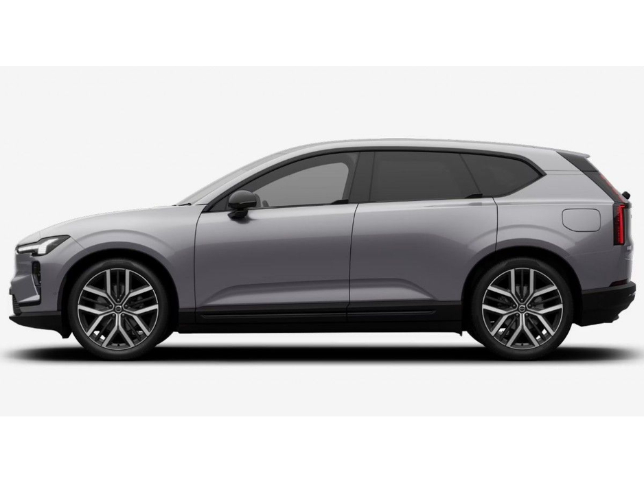 2026 Volvo XC60 - image 2