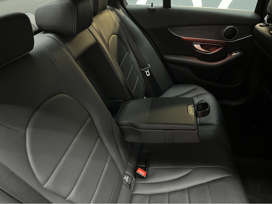 2019 Mercedes-Benz C Class €27950 2019 MERCEDES-BENZ C220D AVANTGARDE AMG LINE 2.0 AUTOMATIC / CRUISE CONTROL / REVERSE CAMERA / ELECTRIC MEMORY & HEATED SEATS / AMBIENT LIGHTS / PADDLE SHIFTERS €27,950