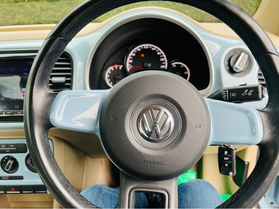 2014 Volkswagen Beetle AUTOMATIC // 1.2L PETROL // 2 KEYS €11,950