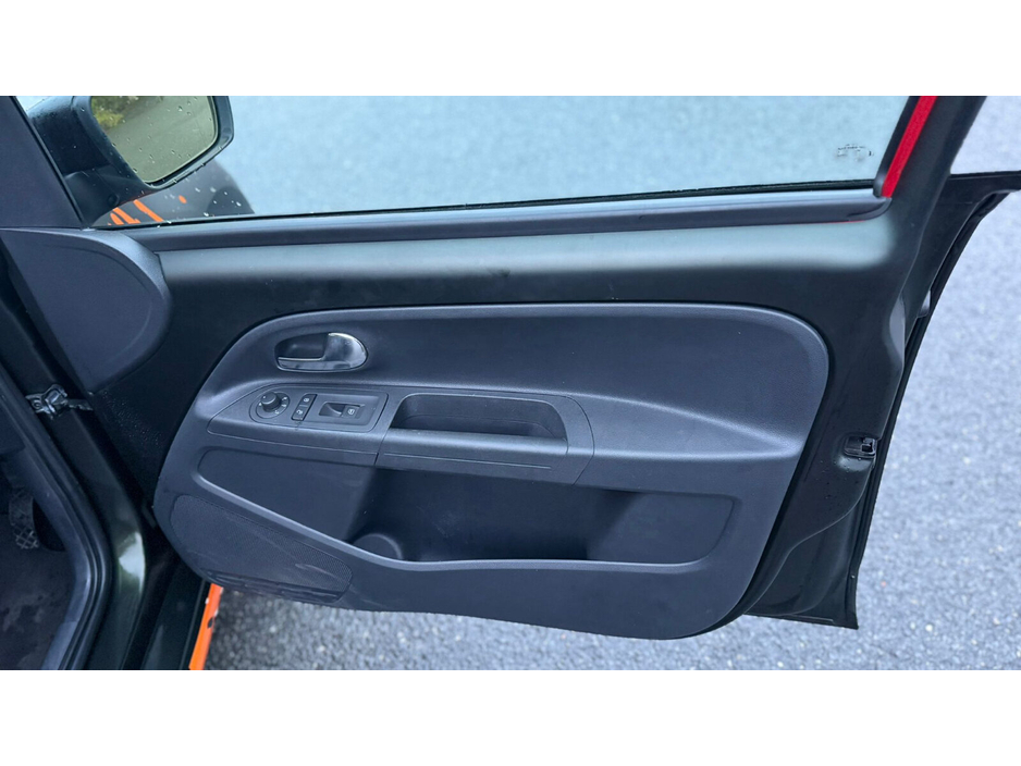 2012 Volkswagen up! 1.0 75BHP HIGH UP €7,999