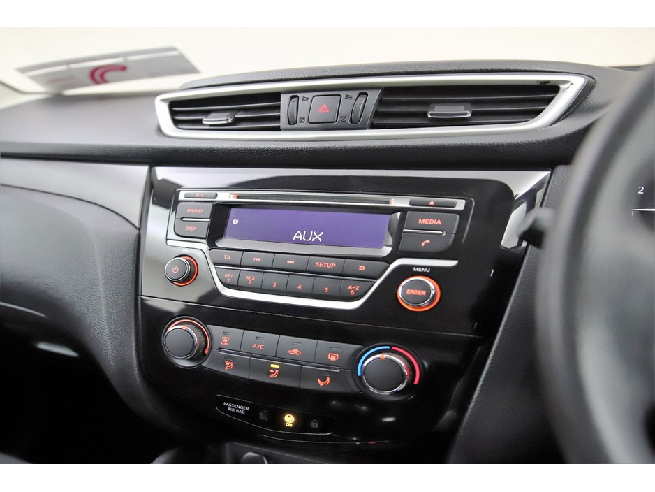 2017 Nissan Qashqai - image 21