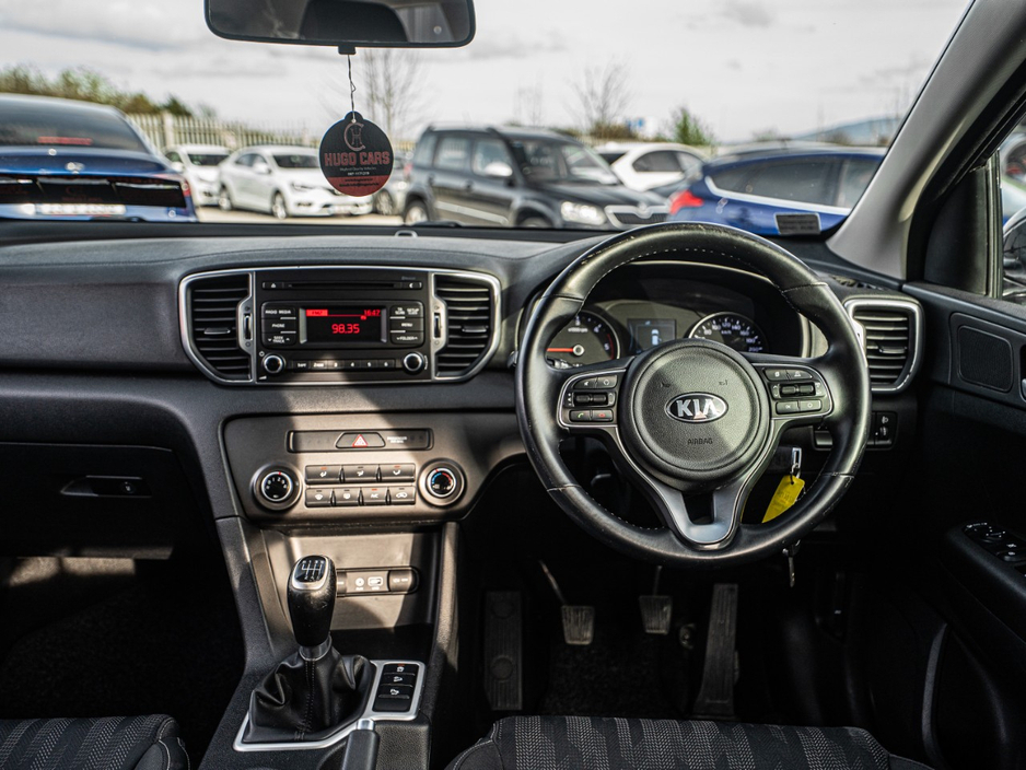 2016 Kia Sportage - image 5