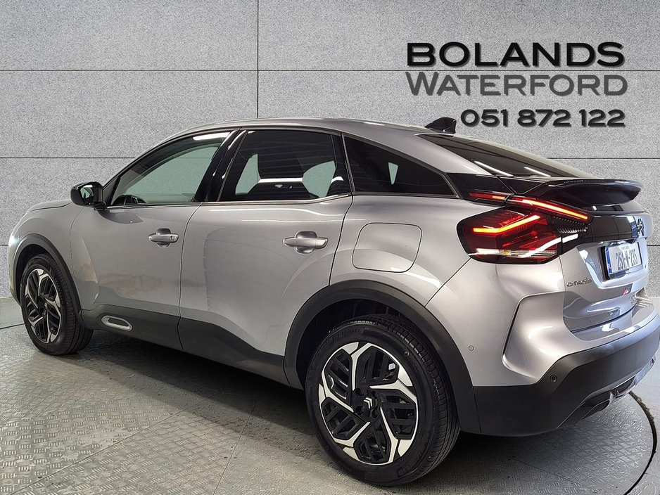 2025 Citroen C4 - image 2