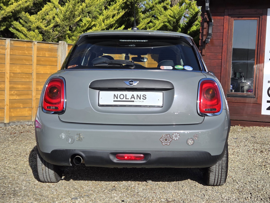 2016 MINI Hatch - image 9