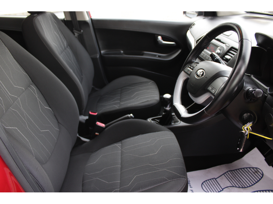 2017 Kia Picanto - image 11