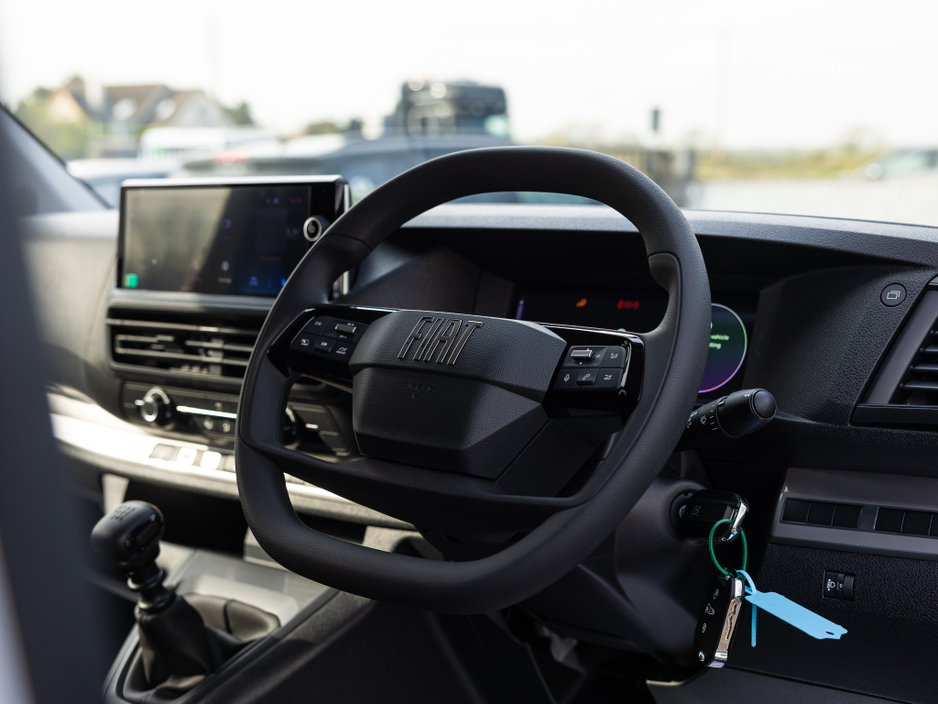 2026 Fiat Scudo - image 12