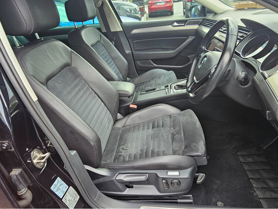 2020 Volkswagen Passat 2.0 TDi Highline 190  BHP Auto - Ultra Low Miles - SOLD €27,950