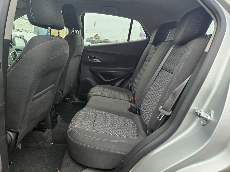 2016 Opel Mokka - image 10