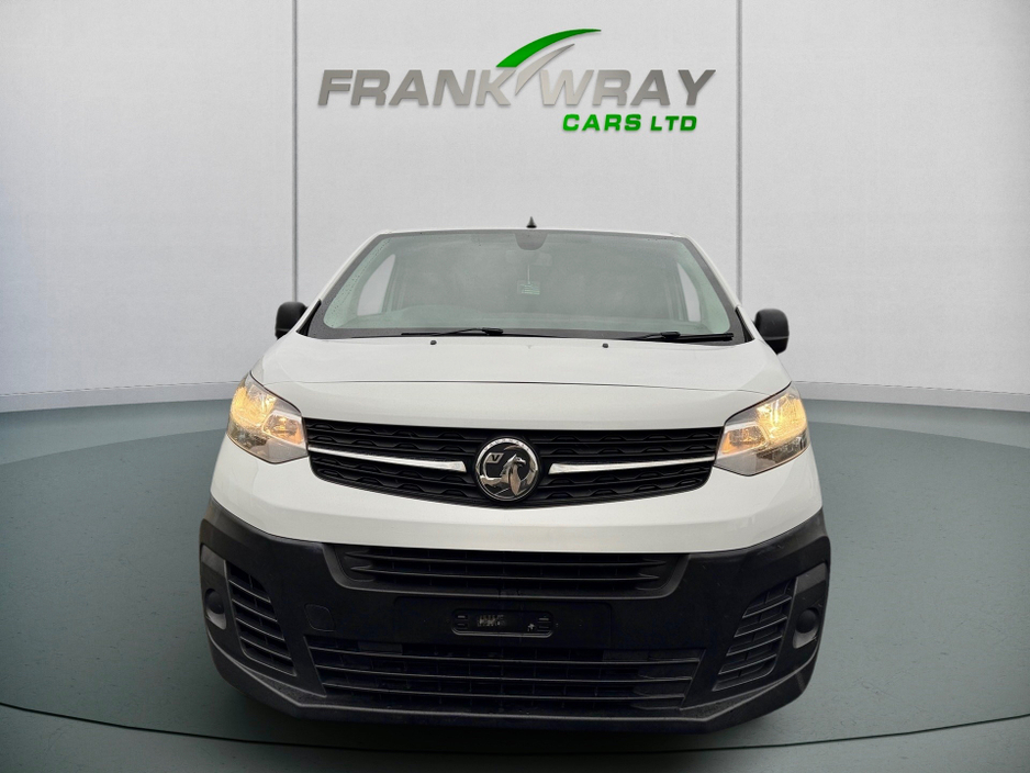 2021 Opel Vivaro 3100 DYNAMICS S/S L2H1 **2.0 120 BHP**NO VAT**LWB**FSH**ONE UK OWNER**MINT** €14,750