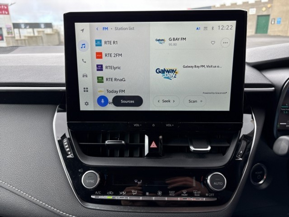 2024 Toyota Corolla - image 13