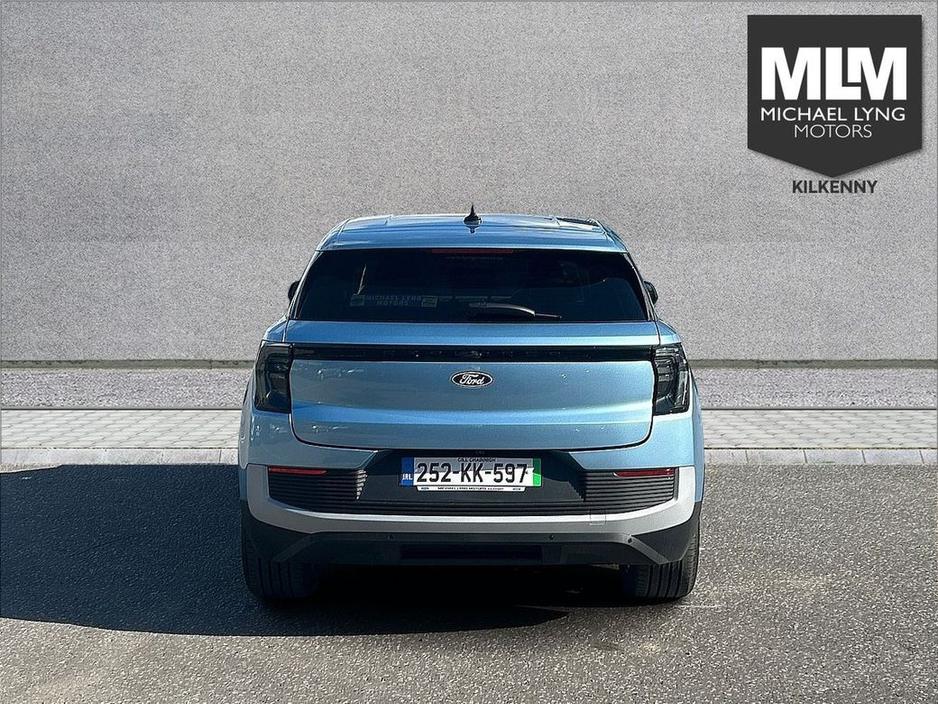 2025 Ford Explorer Select 77kWh Extended Range RWD Drivers Assistant Pack €41,995