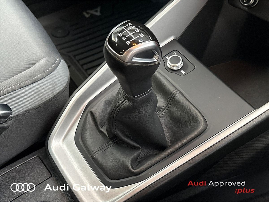 2022 Audi A1 - image 12