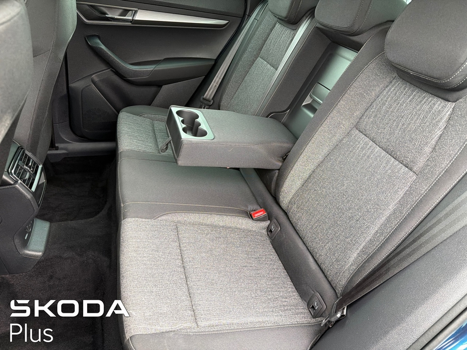 2022 Skoda Karoq - image 7