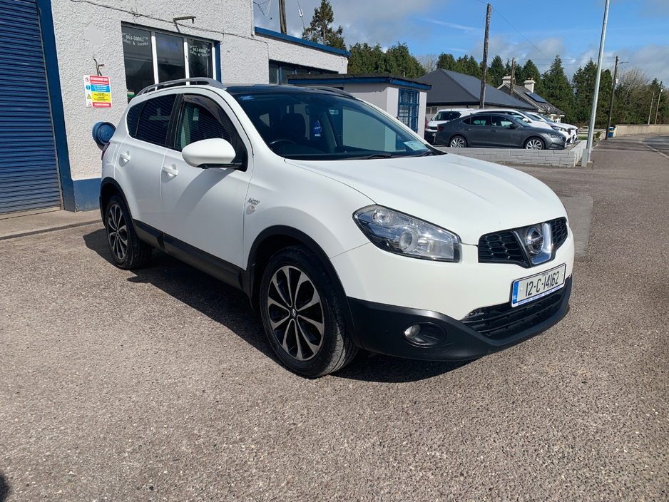 2012 Nissan Qashqai - image 3
