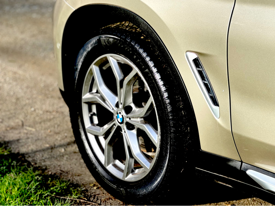 2018 BMW X3 - image 33