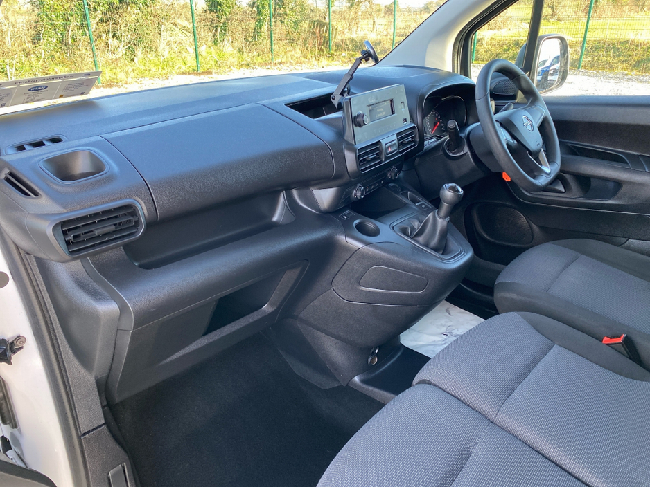 2021 Opel Combo 1.5 100BHP LWB €12,250