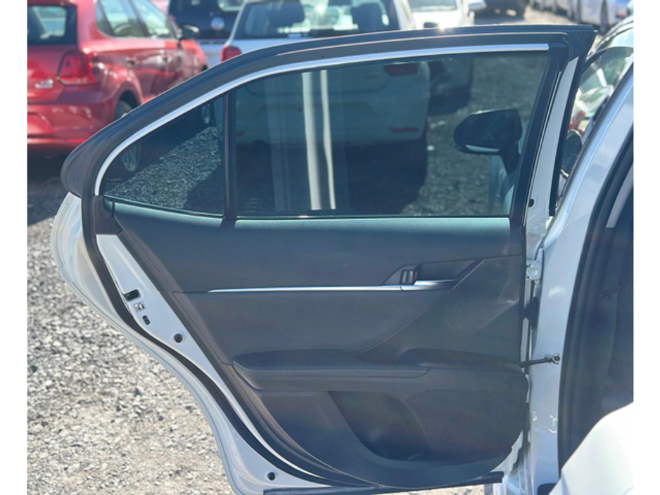 2022 Toyota Camry - image 12