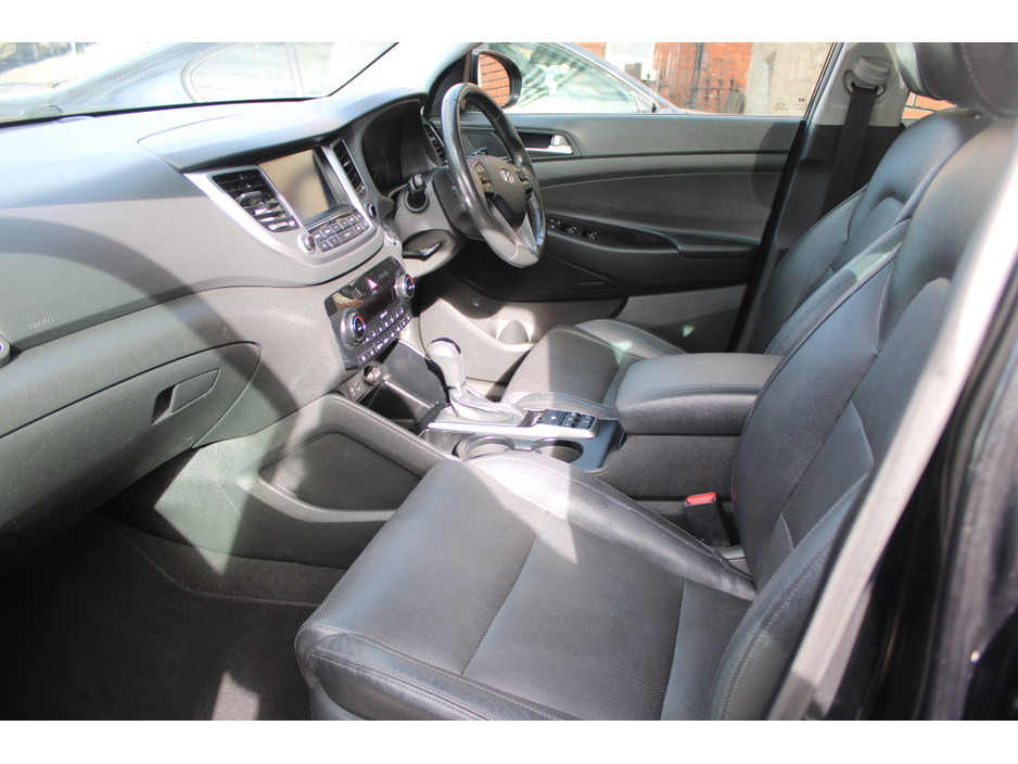 2017 Hyundai Tucson - image 8