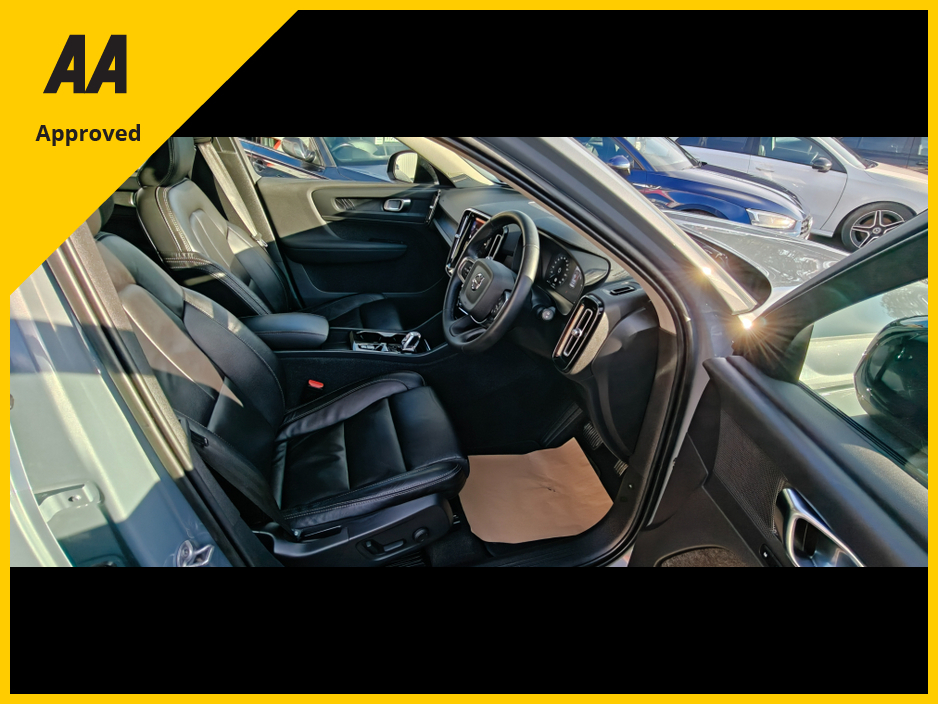 2022 Volvo XC40 2022 1.5 T4 PLUS 208BHP AU €32,950