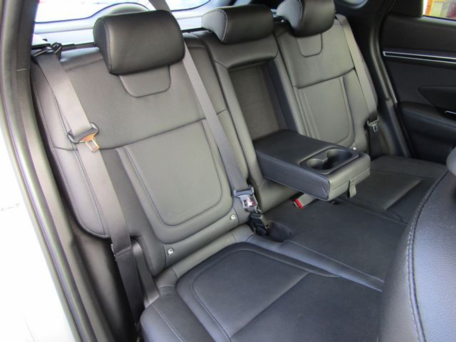 2022 Hyundai Tucson - image 17
