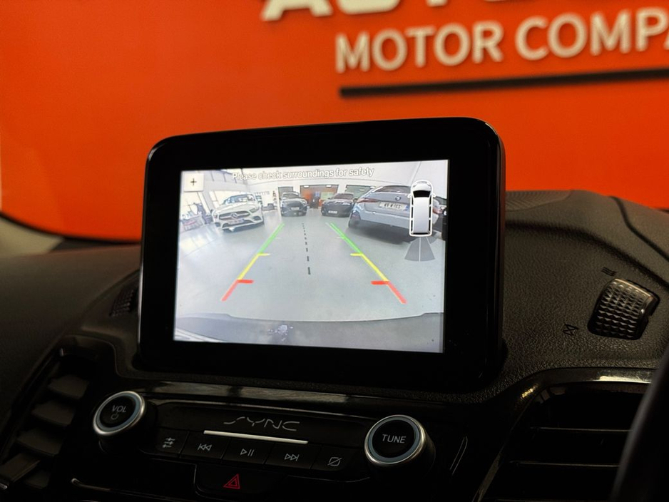 2019 Ford Transit Connect - image 11