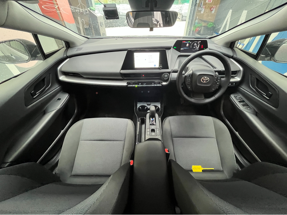 2025 Toyota Prius - image 13