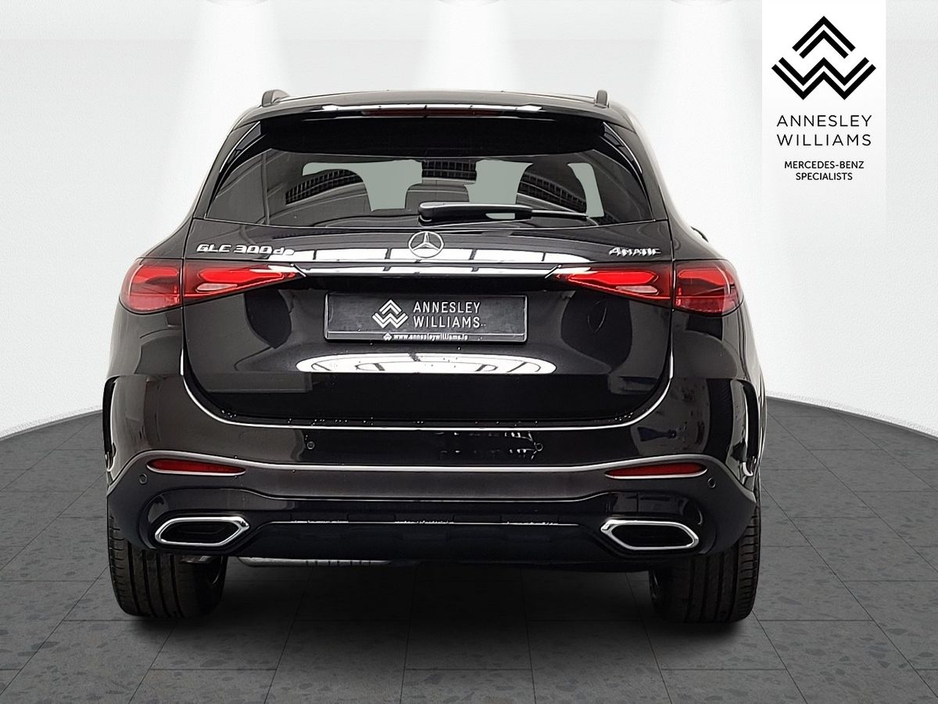 2026 Mercedes-Benz GLC Class - image 7