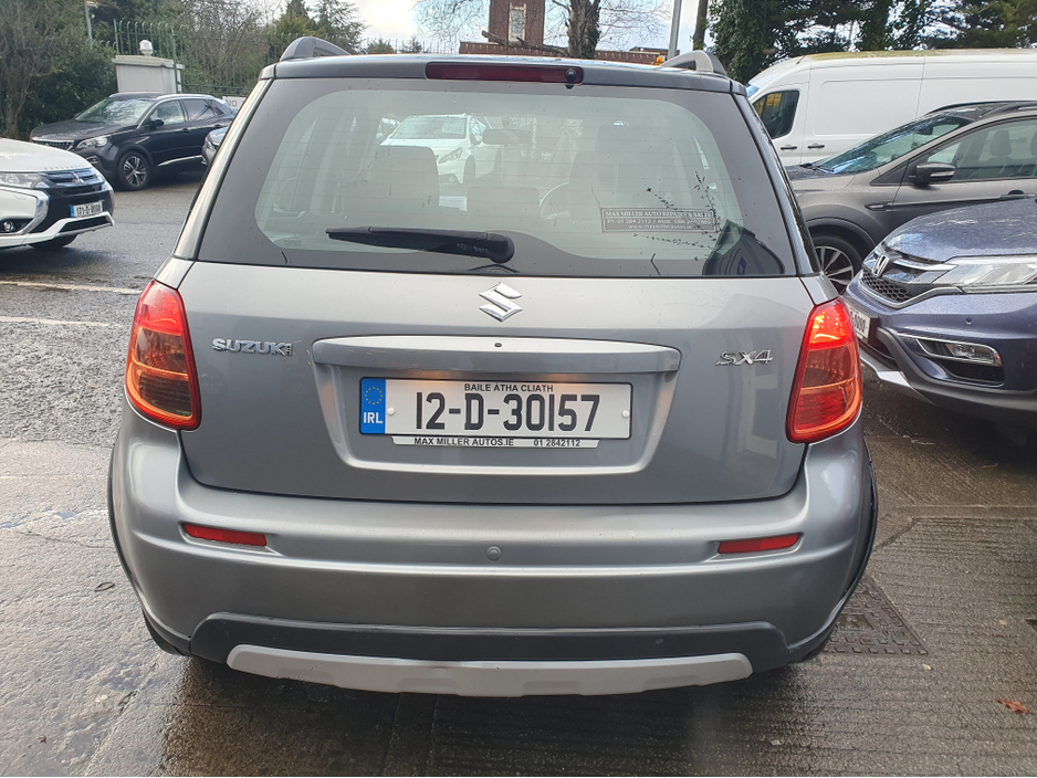 2012 Suzuki SX4 1.5L PETROL MANUAL 110BHP NCT 10/25 TAX 12/25 ROAD TAX ONLY €280 PER YEAR *SOLD AS SEEN* *NO WARRANTY* *NO SERVICE HISTORY* ELECTRIC WINDOWS AND MIRRORS/ ALLOYS/ 5 SPEED BOX/ HISTORY CHECKED €2,950