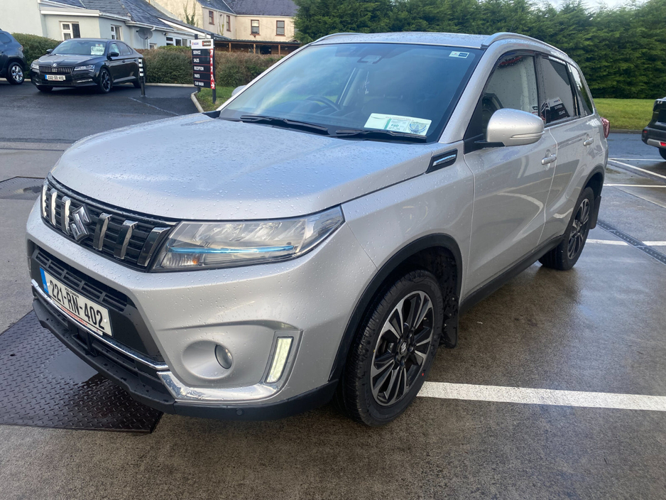 2022 Suzuki Vitara - image 4