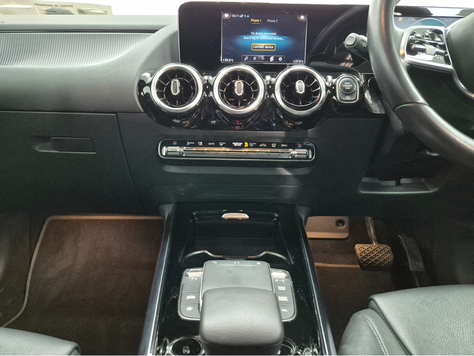 2021 Mercedes-Benz GLA Class - image 13