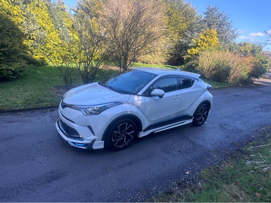 2018 Toyota C-HR - image 3