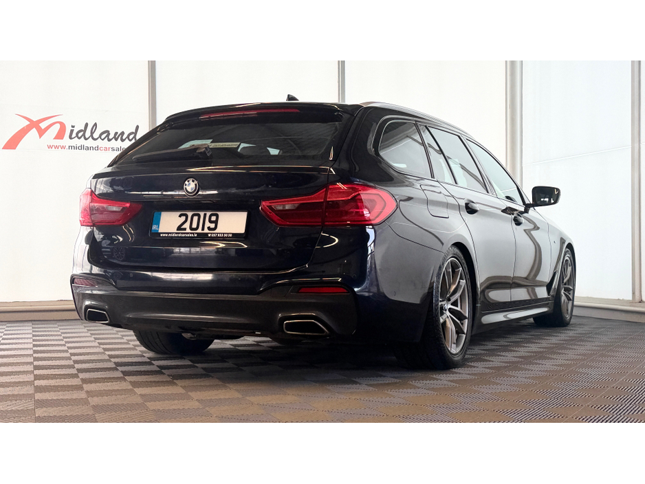 2019 BMW 5 Series - image 14